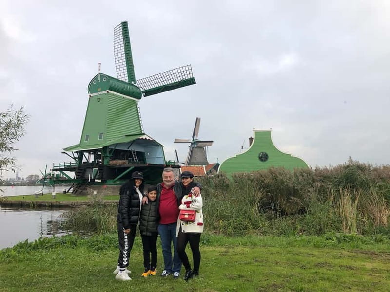 Zaanse Schans Windmills, Fishing Villages & Countryside - From Amsterdam to North Holland, in one well-paced day