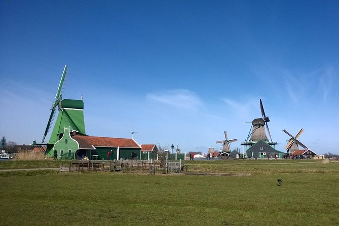Zaanse Schans Windmills Private Tour from Amsterdam Airport - Zaan Tours Stop: Regional Storytelling and Photo Help